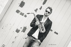 Hír: Max The Sax az A38-on