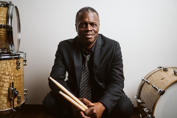 Hír: A jazz nagyjai, testközelből